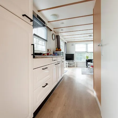 85, Private, Parking - Nature - Central - Ac - Serene! Oisterwijk Exterior photo