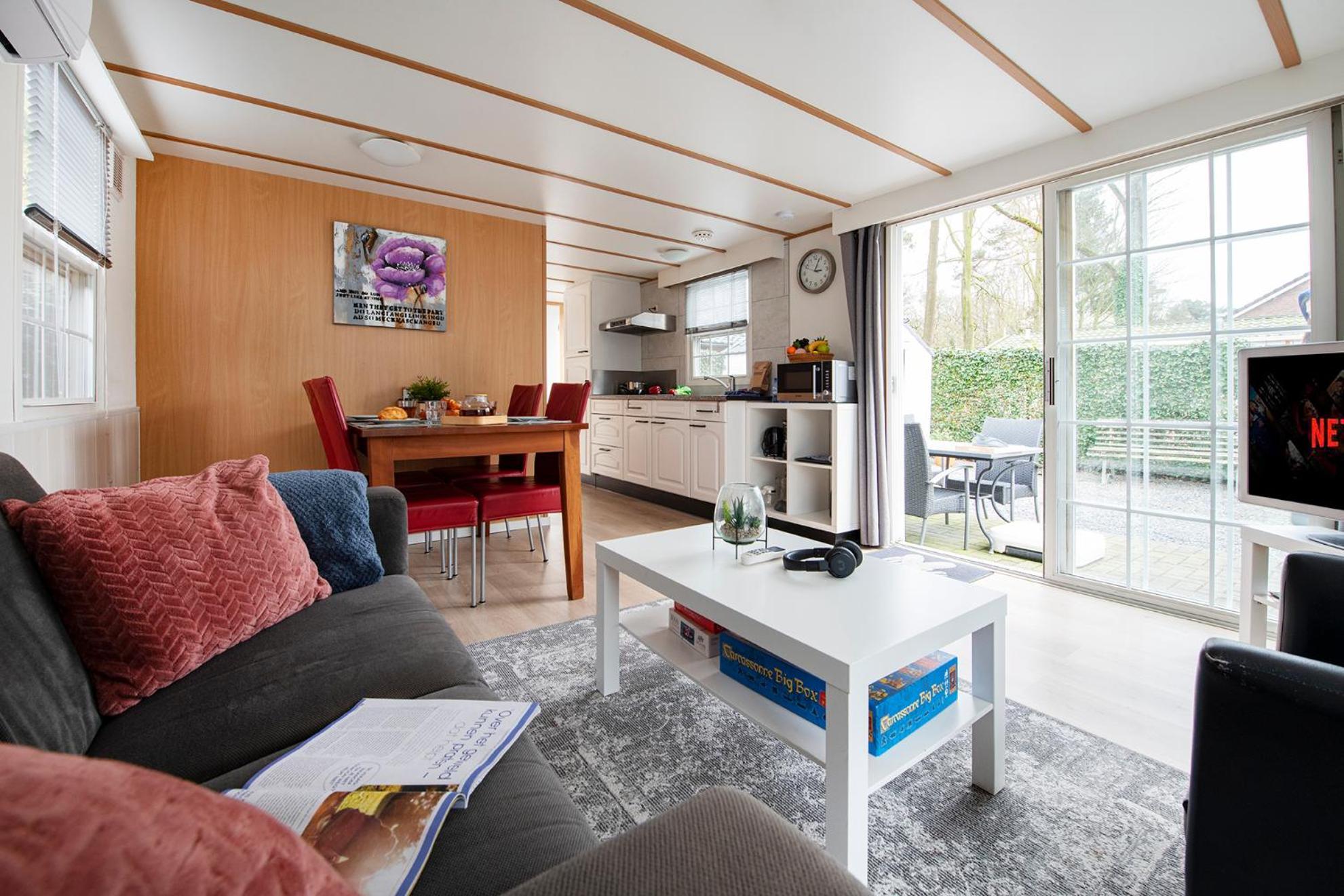 85, Private, Parking - Nature - - Ac - Serene!